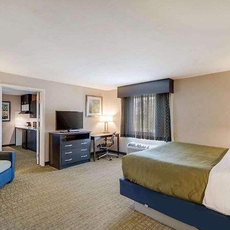 Quality Inn & Suites Ardmore Εξωτερικό φωτογραφία