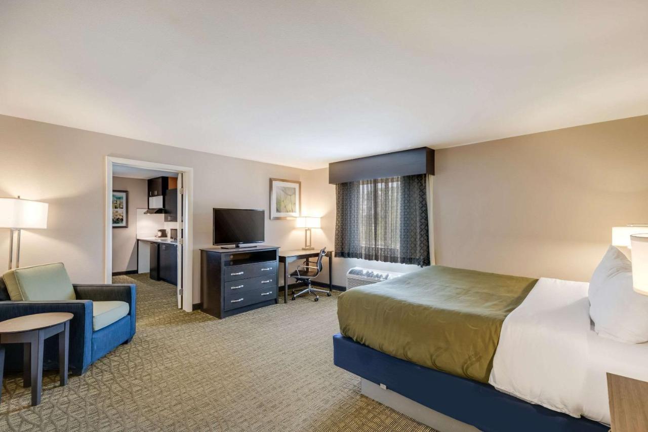 Quality Inn & Suites Ardmore Εξωτερικό φωτογραφία