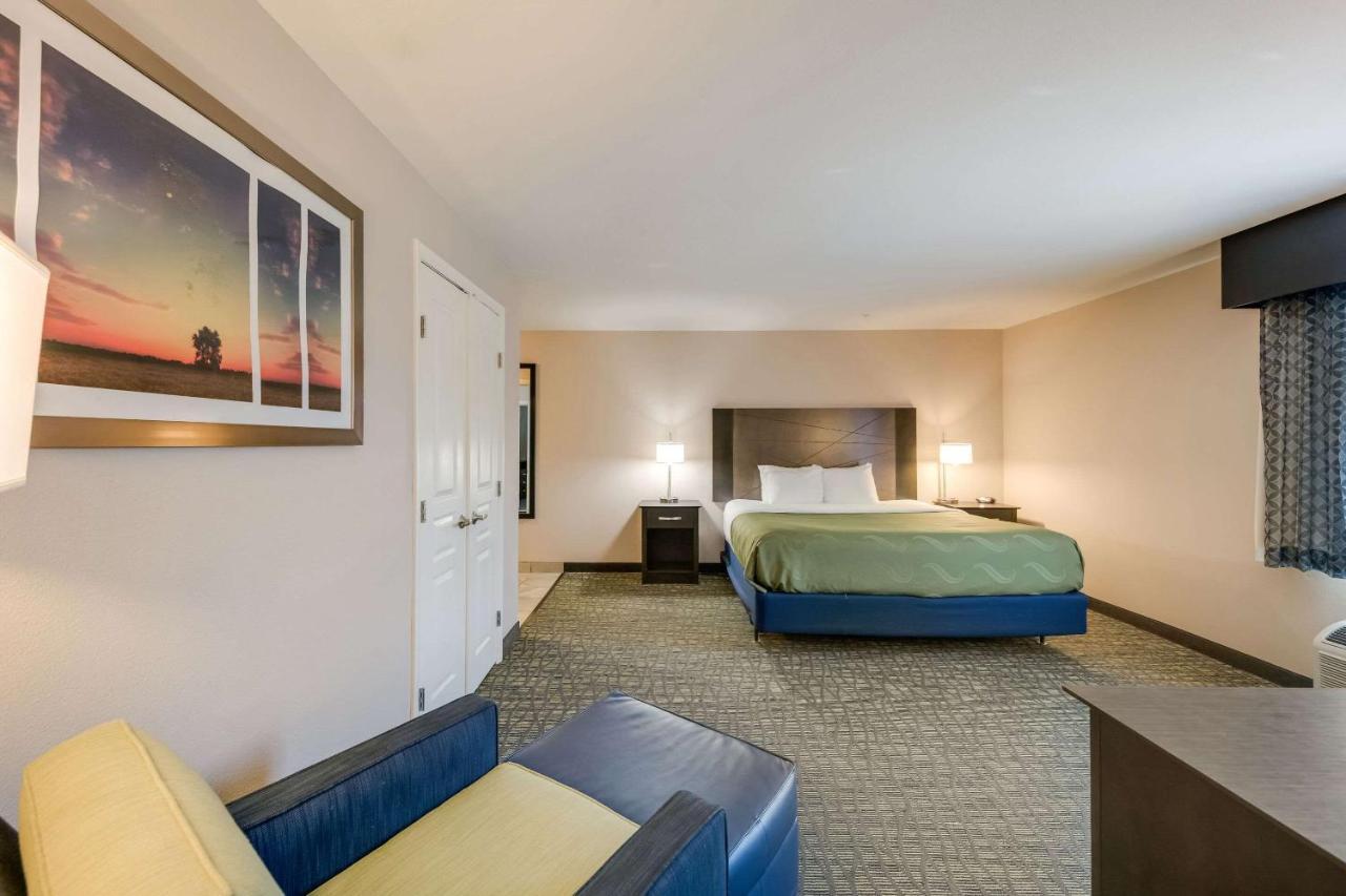 Quality Inn & Suites Ardmore Εξωτερικό φωτογραφία